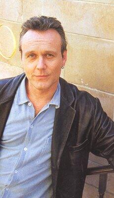 Giles · Actors
