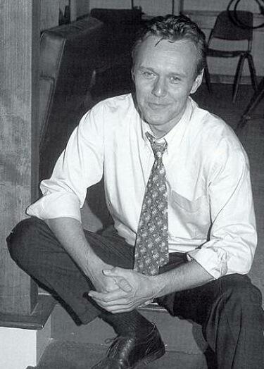 Giles · Actors